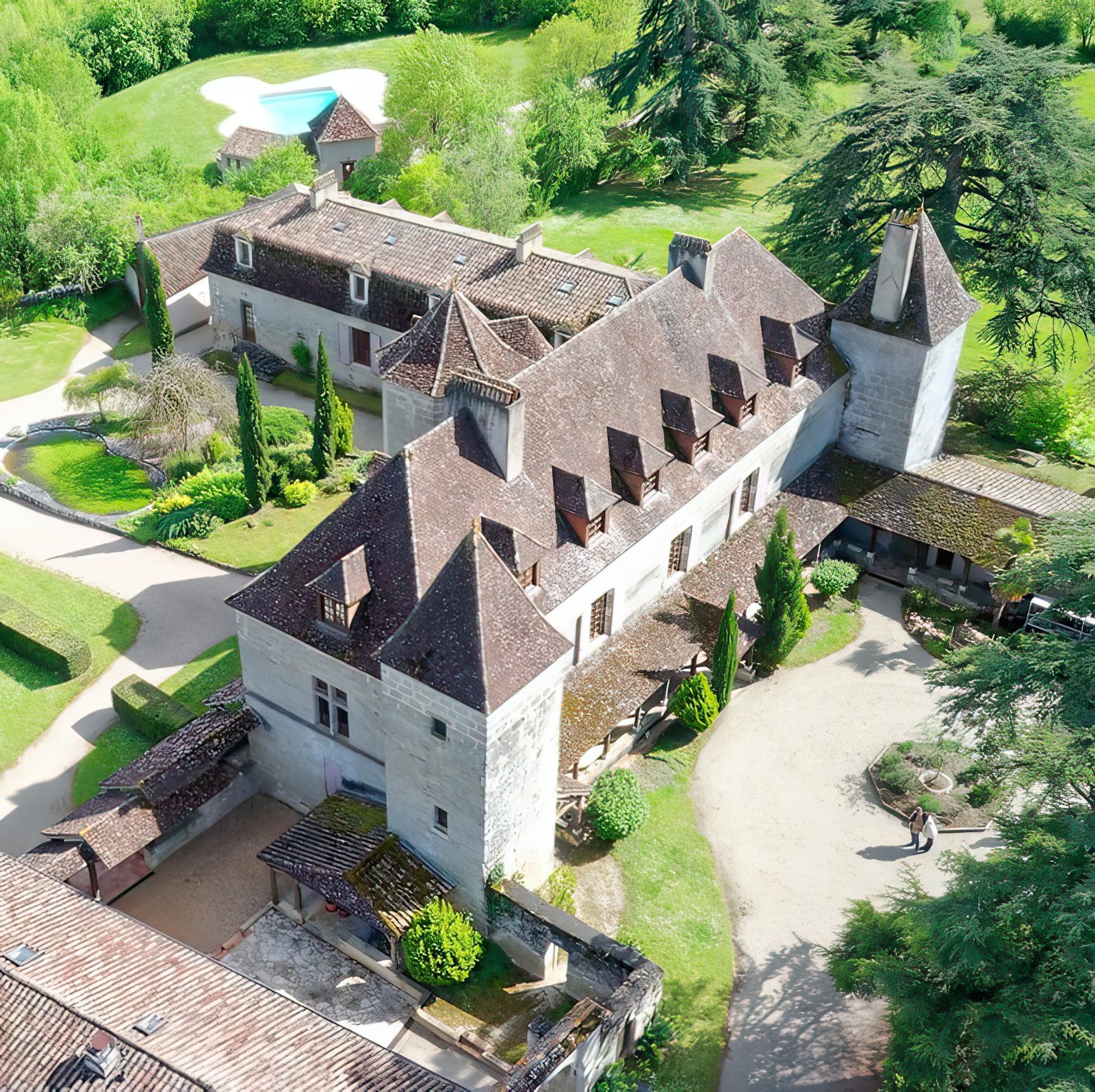 Lars Castle Templars Castle for 20 to 45 people – Chateau in France to Rent ...