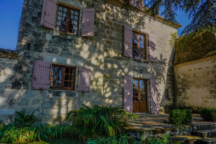 Templars Castle for 20 to 45 people – Chateau in France to Rent ...
