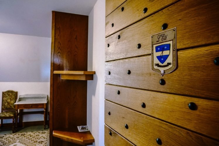 Templars Castle for 20 to 45 people – Chateau in France to Rent ...